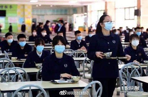 石家庄高三学生爆料视频,揭秘校园生活幕后真相 第3张 石家庄高三学生爆料视频,揭秘校园生活幕后真相 第3张